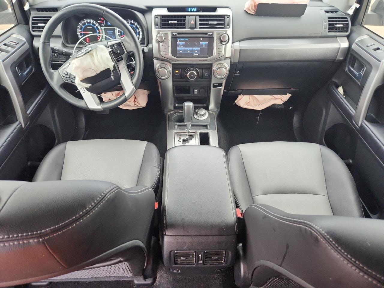 2018 Toyota 4Runner Sr5/Sr5 Premium VIN: JTEBU5JR5J5520573 Lot: 62308305