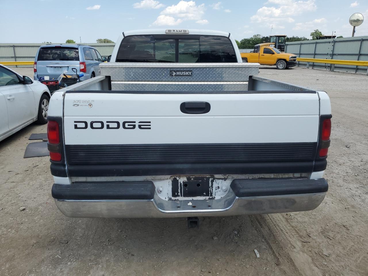 1998 Dodge Ram 1500 VIN: 3B7HC13Z5WG217865 Lot: 59814165