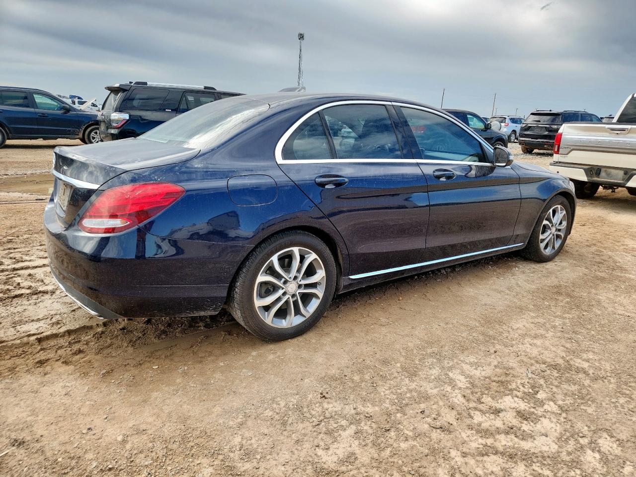 MERCEDES-BENZ C-CLASS 2016 VIN 55SWF4JB7GU111042 zdjęcie 3