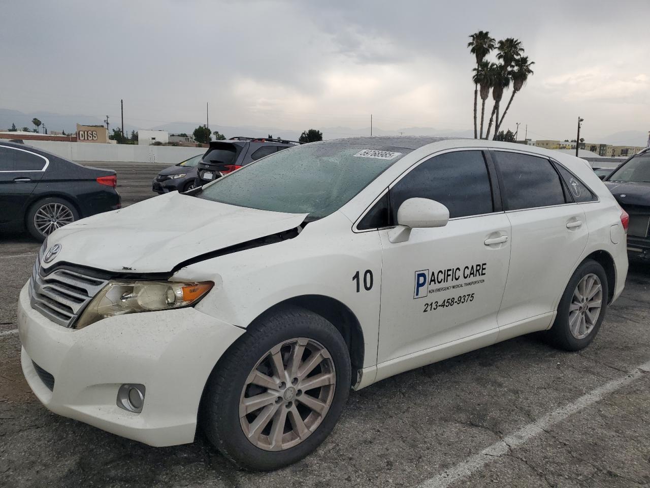 2011 Toyota Venza იყიდება Van Nuys-ში, CA - Front End