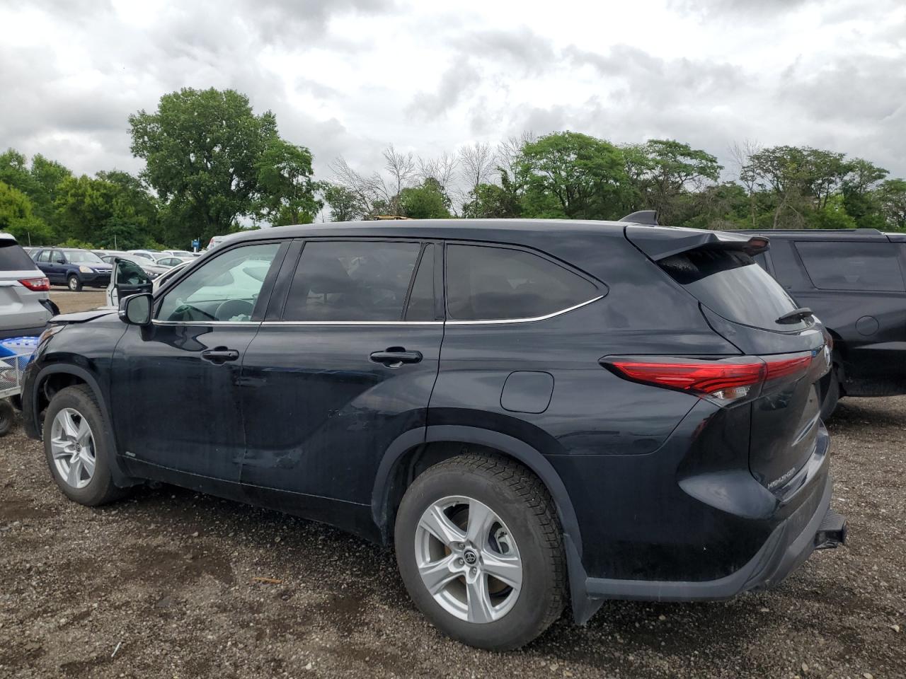 2022 Toyota Highlander Hybrid Le VIN: 5TDBBRCH7NS548509 Lot: 61155555