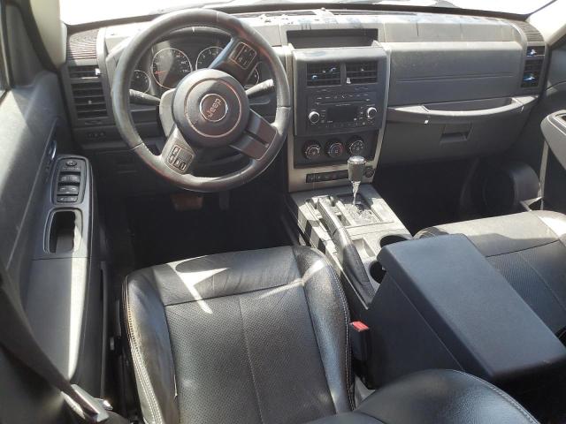 JEEP LIBERTY 2012 Biały
