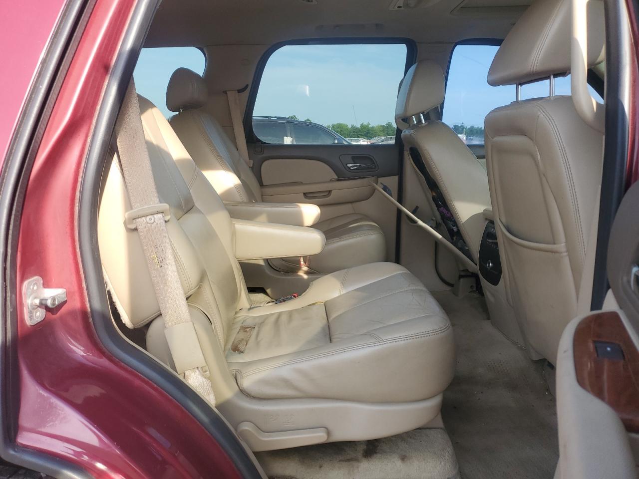2007 GMC Yukon VIN: 1GKFC13J77J114548 Lot: 63018015