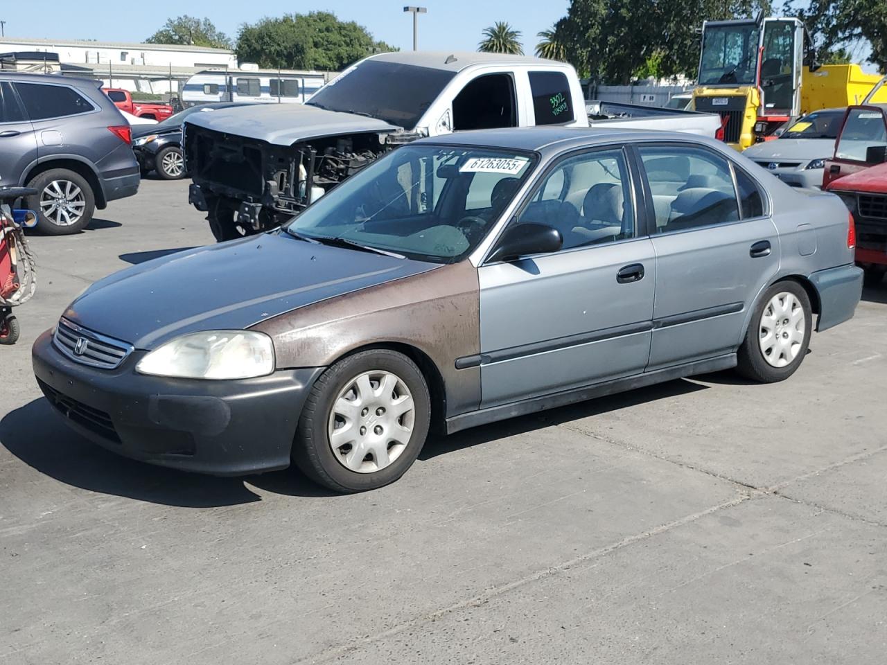 1999 Honda Civic Lx VIN: 2HGEJ6678XH583550 Lot: 61263055