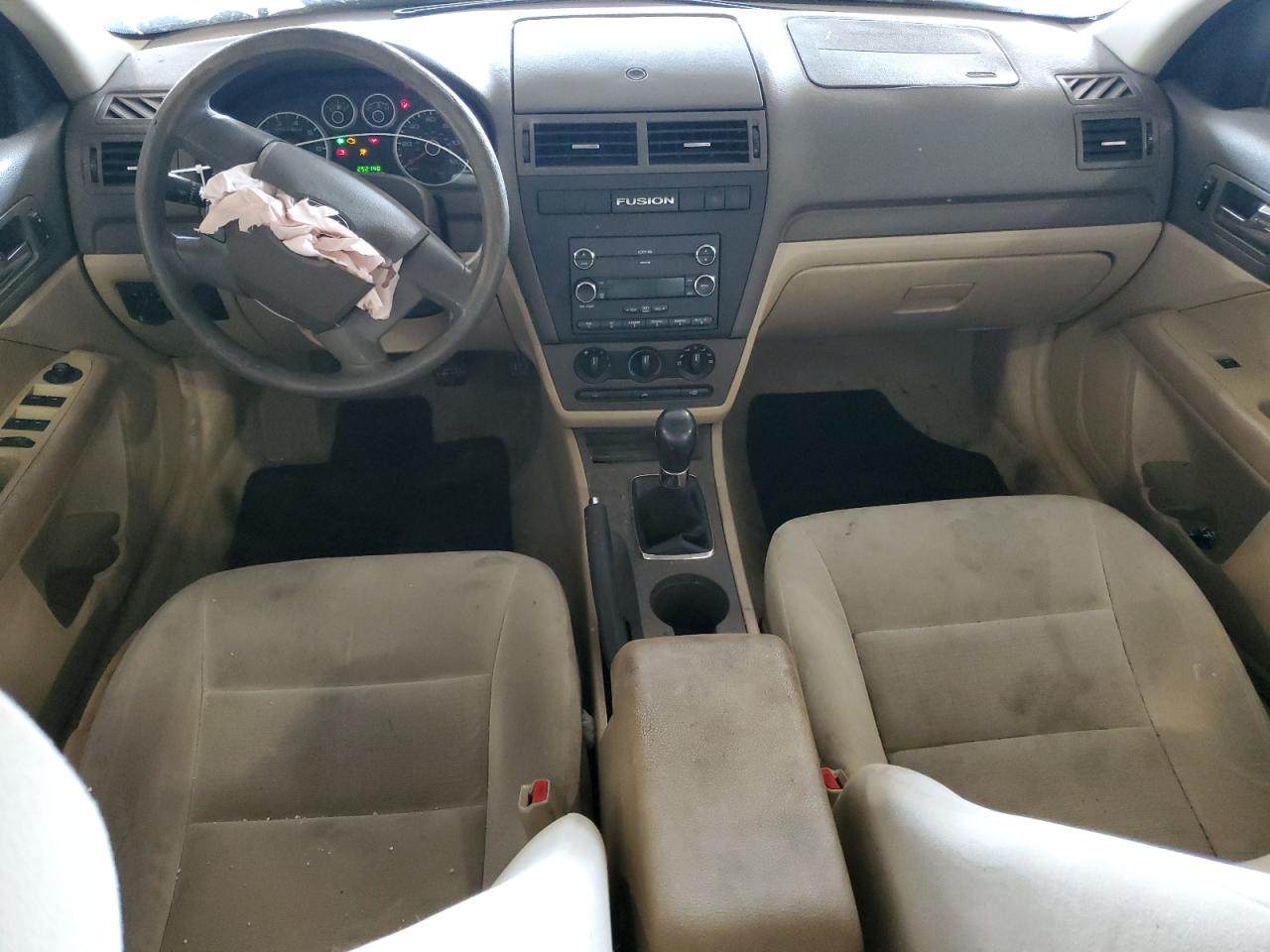 2007 Ford Fusion S VIN: 3FAHP06Z07R161209 Lot: 61081085