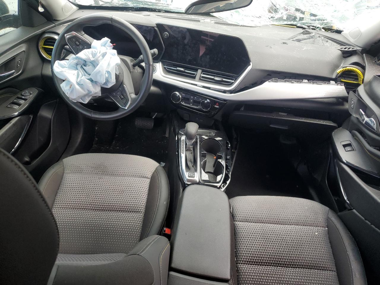 CHEVROLET TRAX 2025 VIN KL77LHEP1SC028687 zdjęcie 8