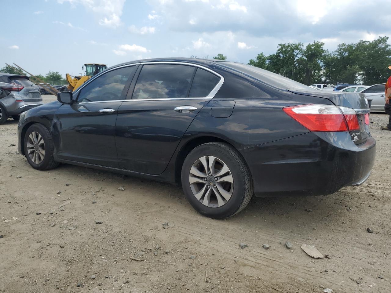 HONDA ACCORD 2014 VIN 1HGCR2F32EA165972 photo 2
