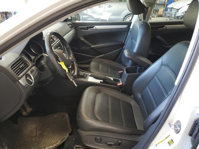  VOLKSWAGEN PASSAT 2019 White