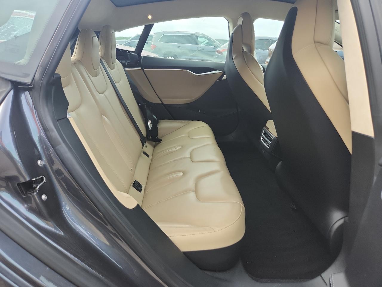 2017 Tesla Model S VIN: 5YJSA1E18HF193461 Lot: 61040785