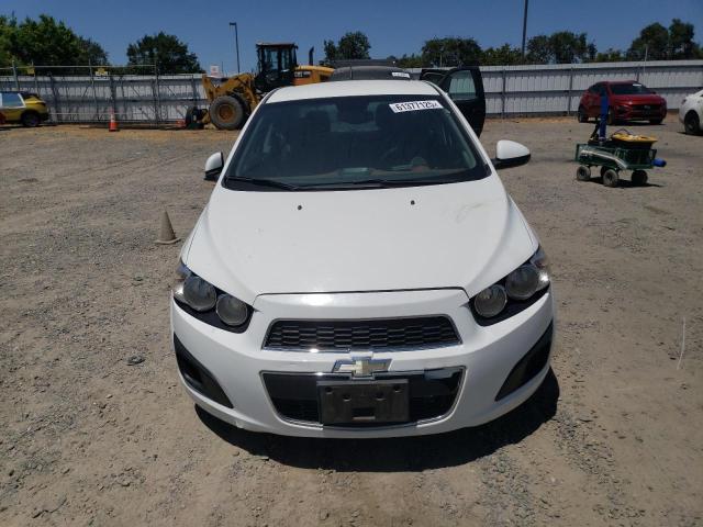 Sedans CHEVROLET SONIC 2013 Biały