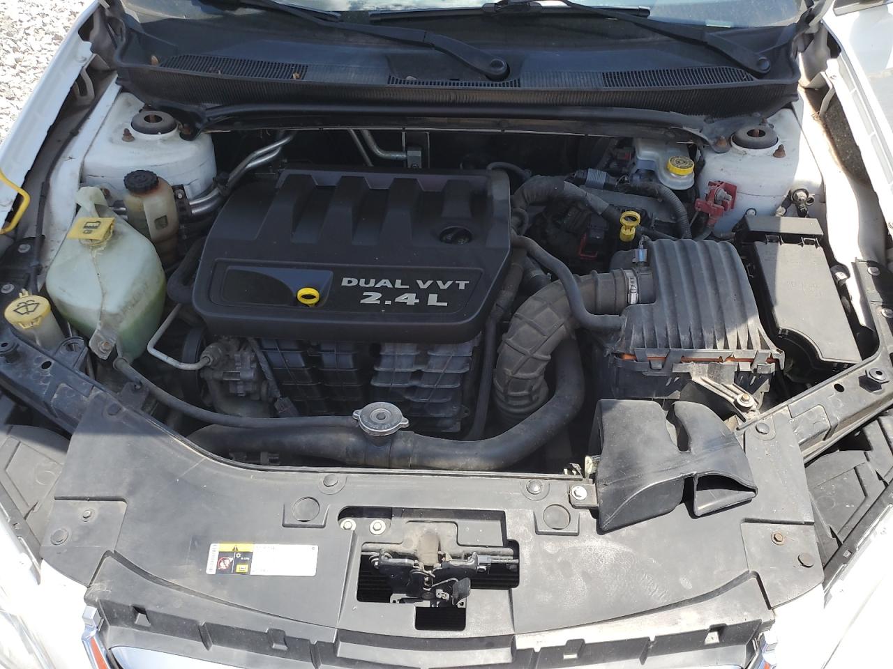 2014 Chrysler 200 Touring VIN: 1C3CCBBB9EN185033 Lot: 61739345