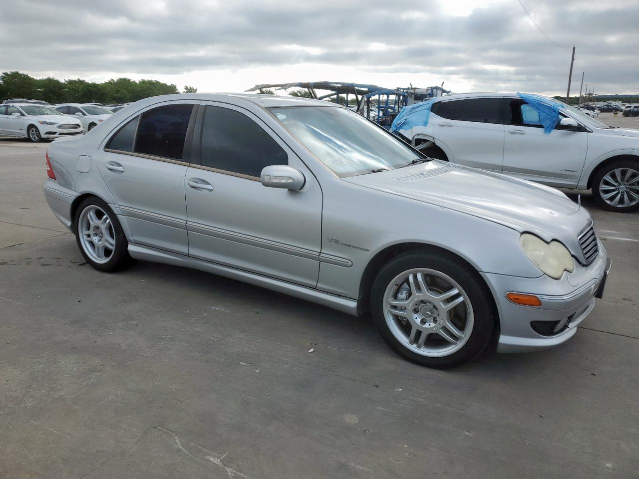 MERCEDES-BENZ C-CLASS 2003 VIN WDBRF65J83F367691 photo 4