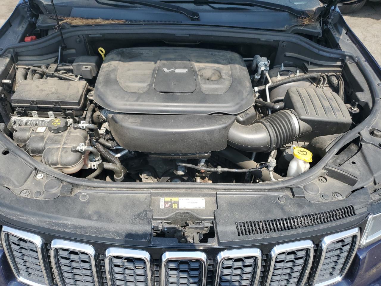 JEEP GRAND CHER 2017 VIN 1C4RJFBG8HC879484 photo 12