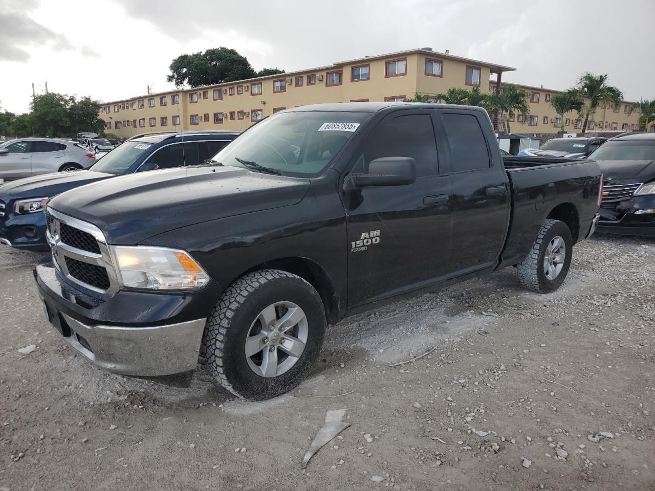 2020 Ram 1500 Classic Tradesman на продаже в Opa Locka, FL - Minor Dent/Scratches