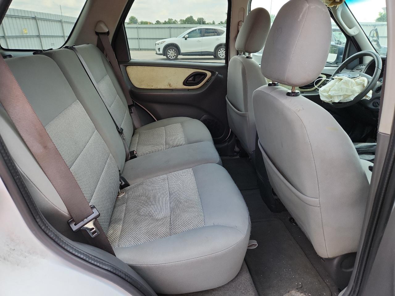2005 Ford Escape Xlt VIN: 1FMCU03105KC53140 Lot: 60692975