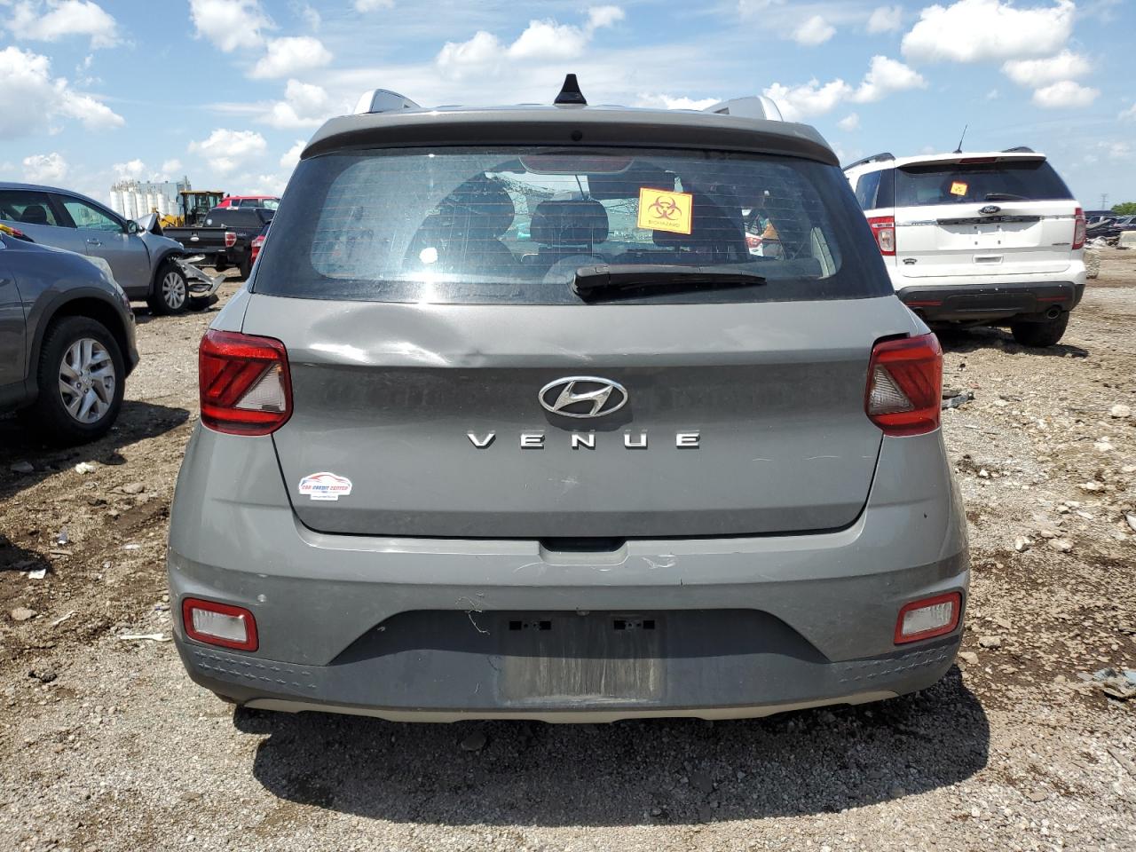 2021 Hyundai Venue Sel VIN: KMHRC8A3XMU102857 Lot: 61674975