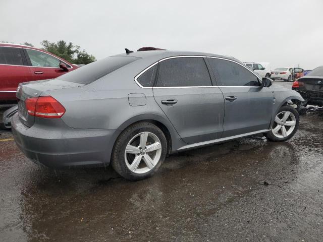  VOLKSWAGEN PASSAT 2012 Gray