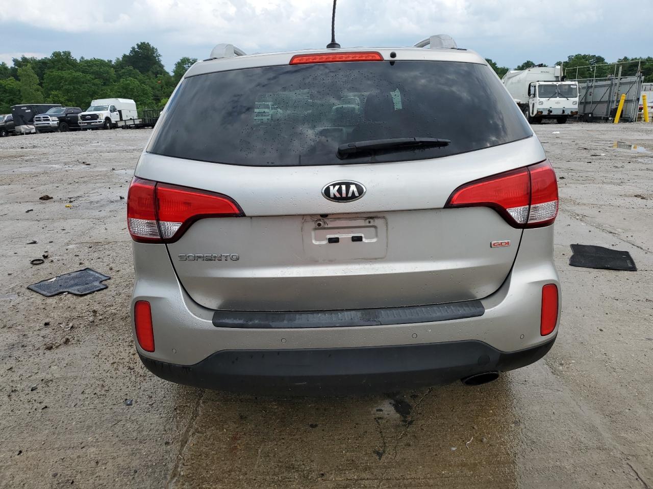2015 Kia Sorento Lx VIN: 5XYKTCA60FG573472 Lot: 62553545