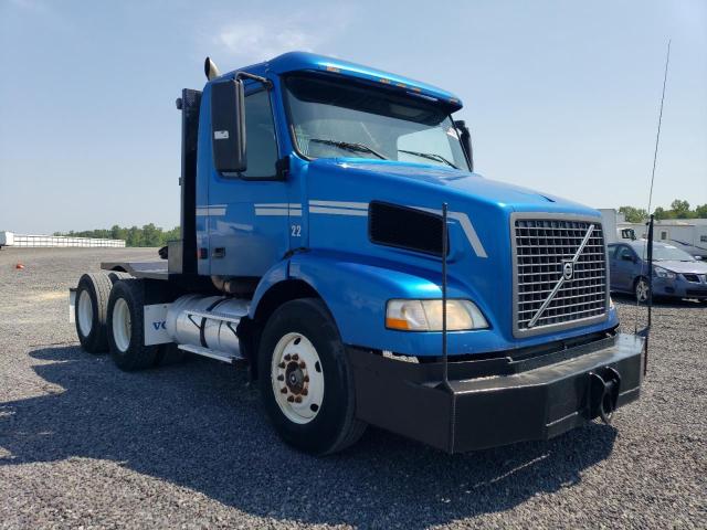 2005 VOLVO VN VNM   for sale at Copart VA - FREDERICKSBURG