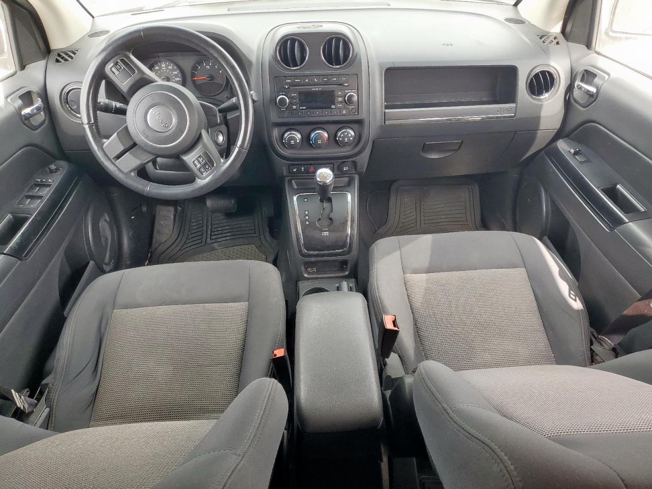2011 Jeep Compass Sport VIN: 1J4NT1FAXBD170519 Lot: 60705805