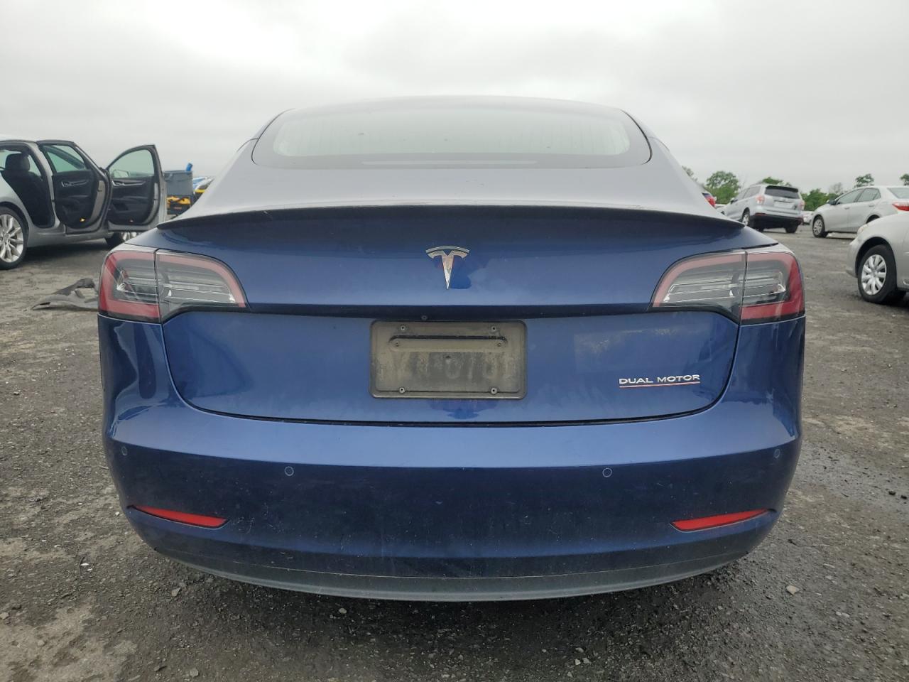 2019 Tesla Model 3 VIN: 5YJ3E1EB2KF237754 Lot: 61087695