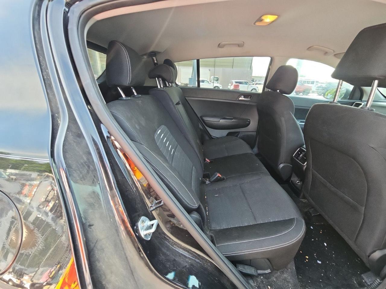 KIA SPORTAGE 2018 VIN KNDPMCAC5J7435926 zdjęcie 6