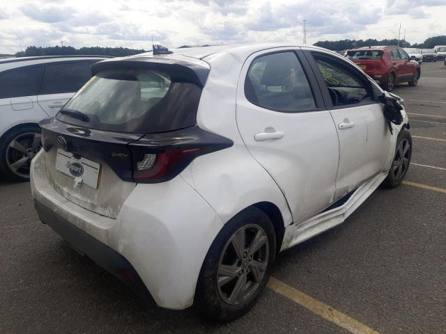 2024 TOYOTA YARIS ICON