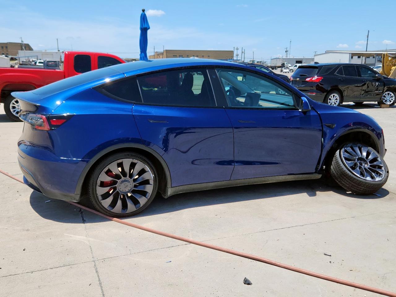 2023 Tesla Model Y VIN: 7SAYGDEF7PF778345 Lot: 62381755