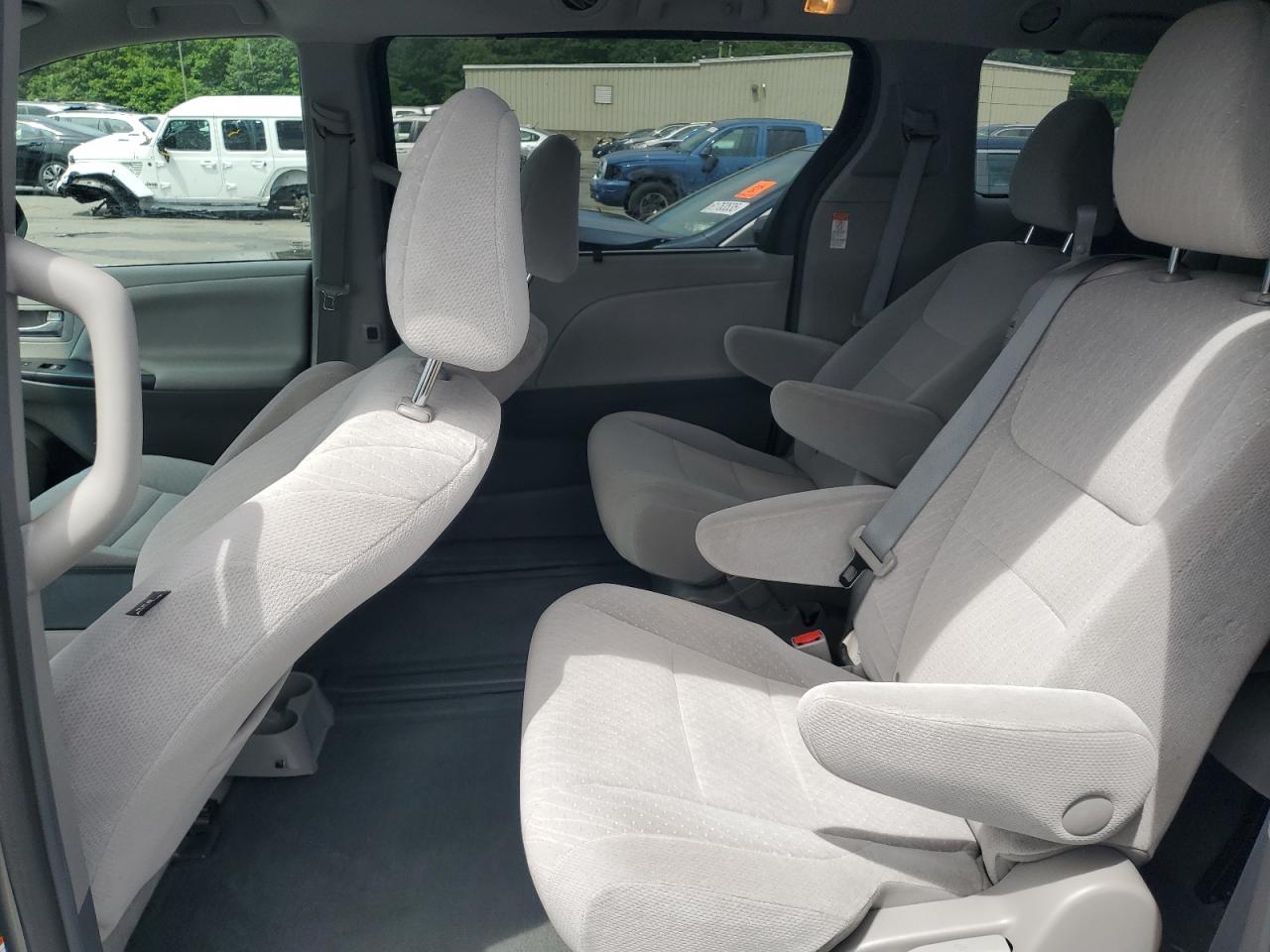 2016 Toyota Sienna Le VIN: 5TDKK3DC6GS765794 Lot: 62450375