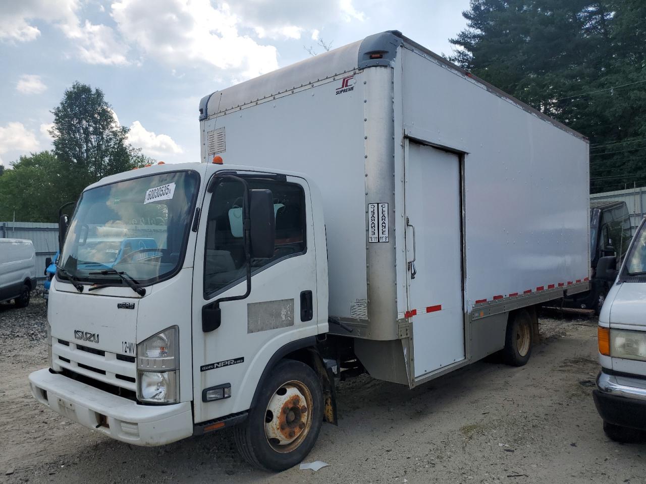 2013 Isuzu Npr Hd for Sale in Mendon, MA - Mechanical