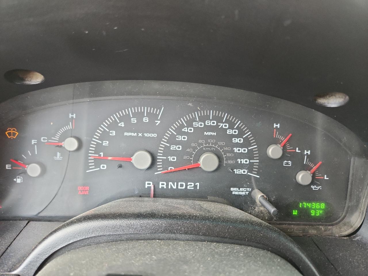 2003 Ford Expedition Xlt VIN: 1FMPU16L93LB61956 Lot: 62904765