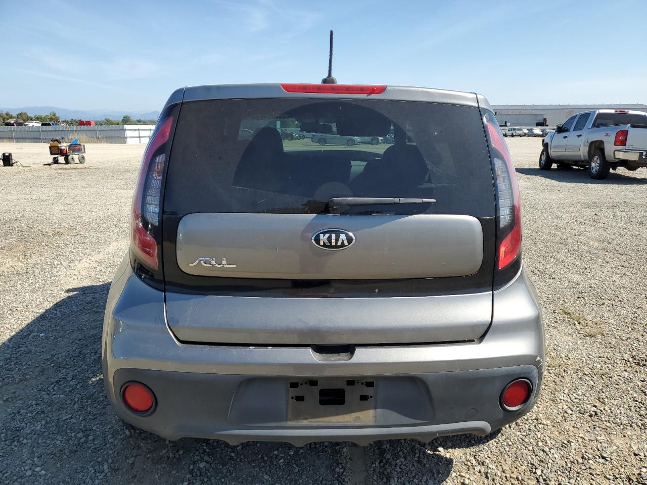 KIA SOUL 2017 VIN KNDJN2A23H7458913 фото 6
