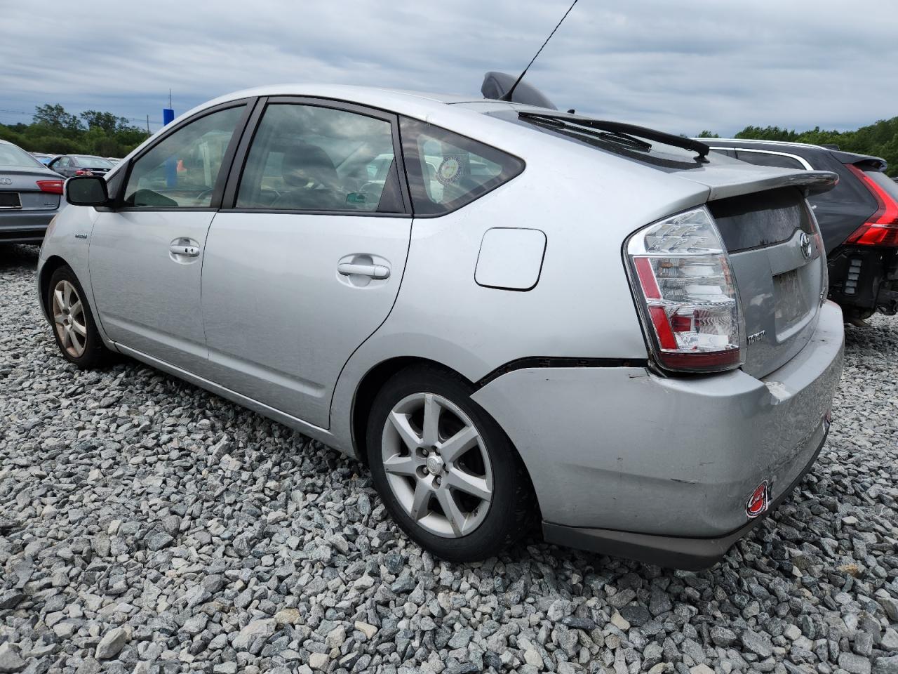 TOYOTA PRIUS 2008 VIN JTDKB20U383378194 фото 2