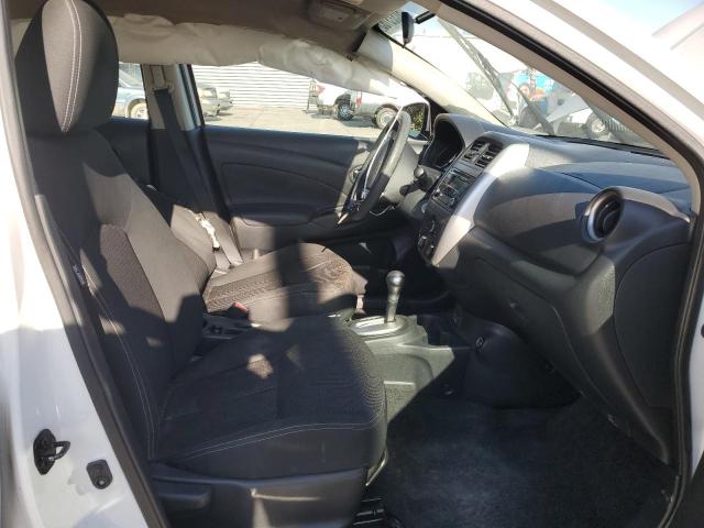  NISSAN VERSA 2018 White