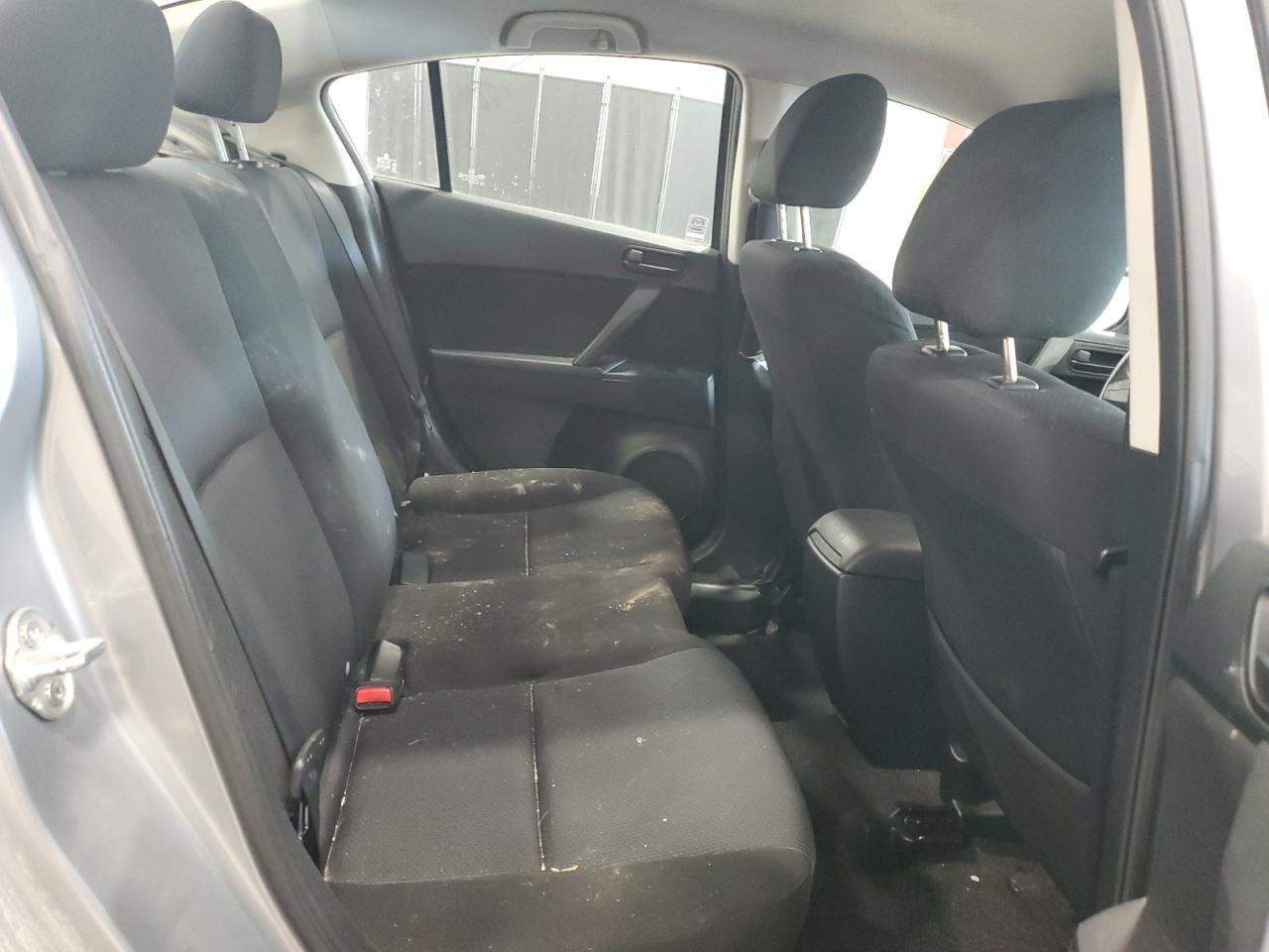 2011 Mazda 3 I VIN: JM1BL1UG1B1498901 Lot: 61734805