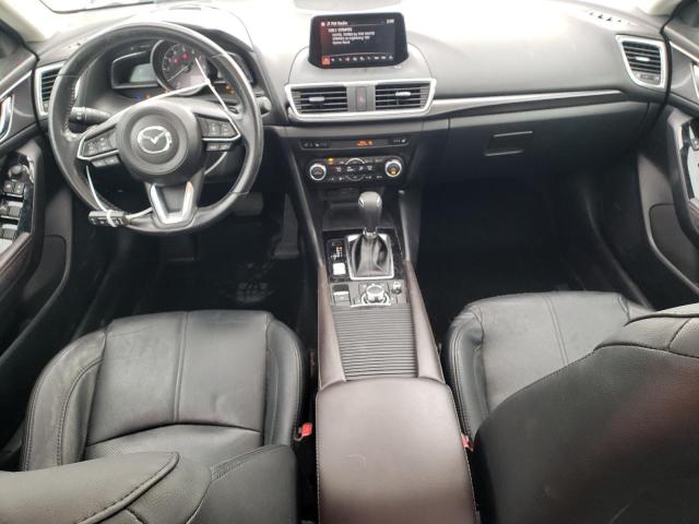  MAZDA 3 2018 Белы