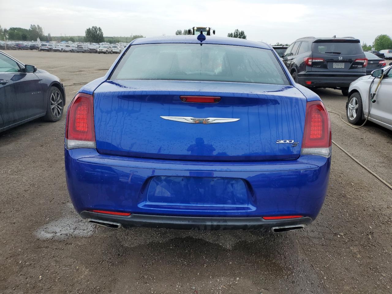 2018 Chrysler 300 S VIN: 2C3CCABG3JH317406 Lot: 62736295