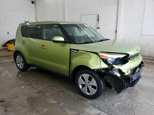  KIA SOUL 2015 Зеленый