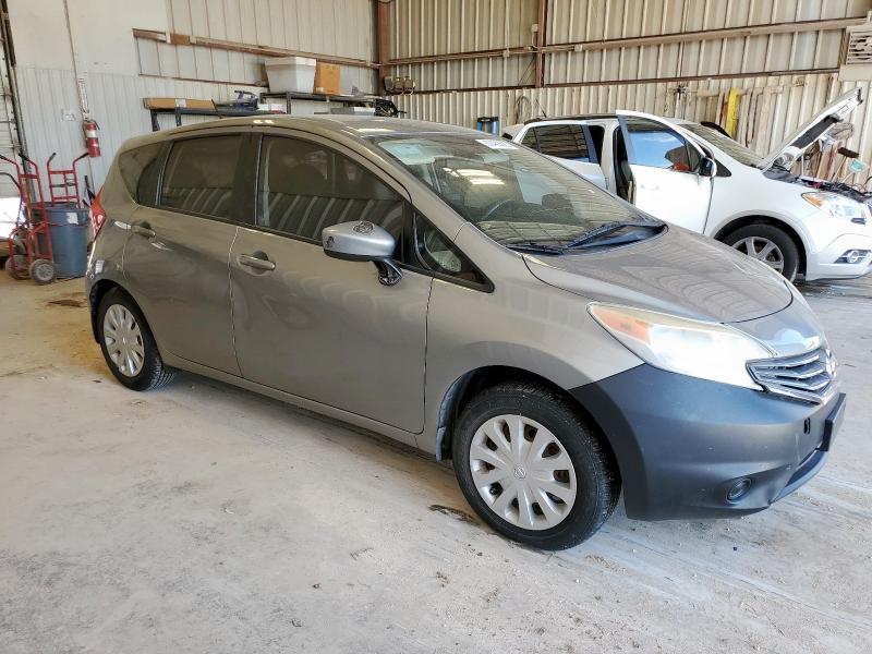  NISSAN VERSA 2015 Srebrny