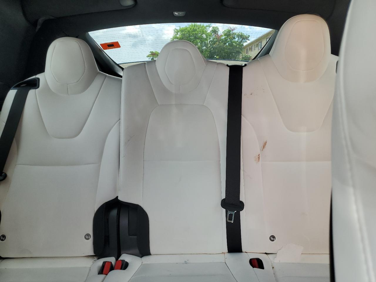 2020 Tesla Model X VIN: 5YJXCDE2XLF285853 Lot: 62228695
