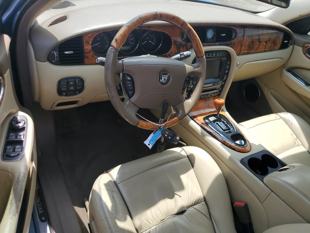 2007 Jaguar Vandenplas VIN: SAJWA82BX7SH15729 Lot: 60509185