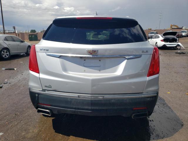  CADILLAC XT5 2017 Srebrny