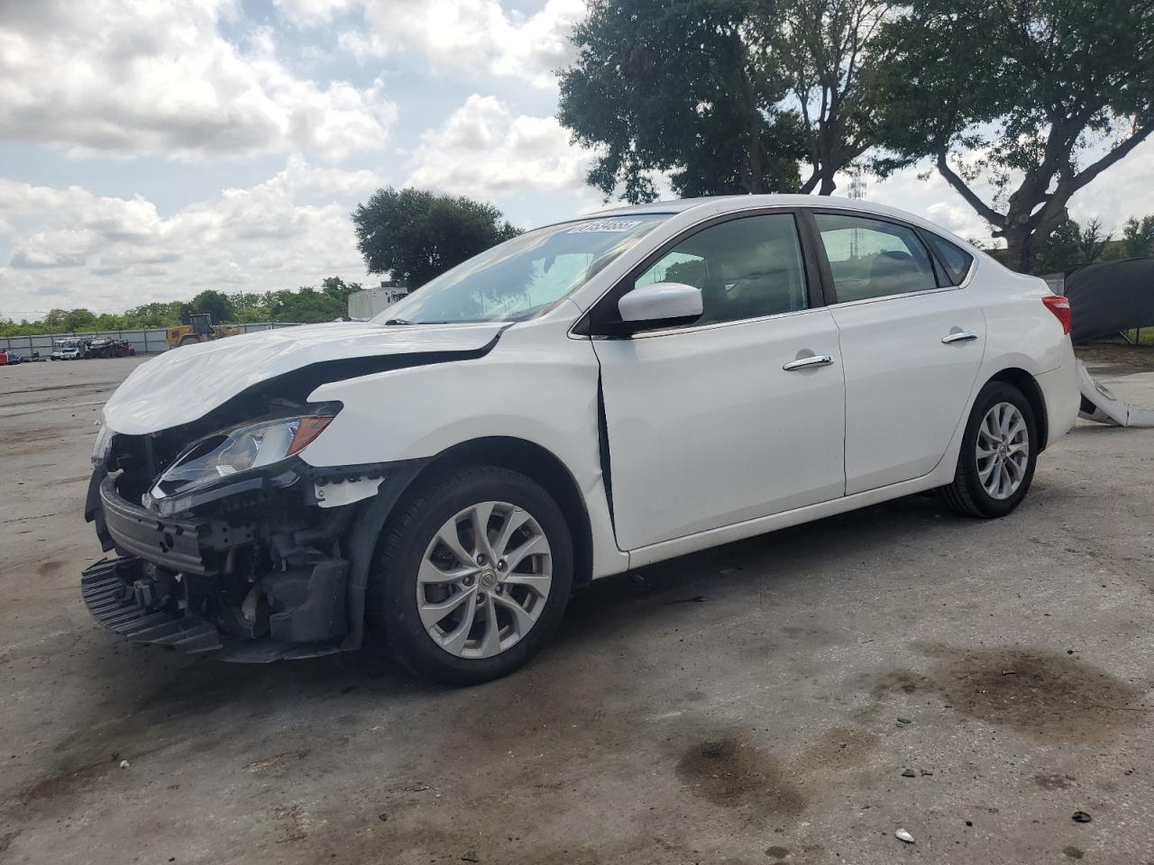 2018 Nissan Sentra S للبيع في Orlando، FL - Front End