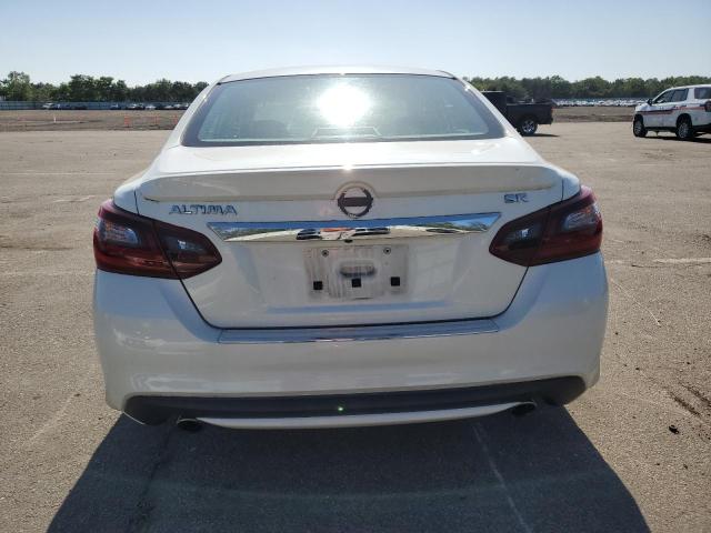  NISSAN ALTIMA 2017 White