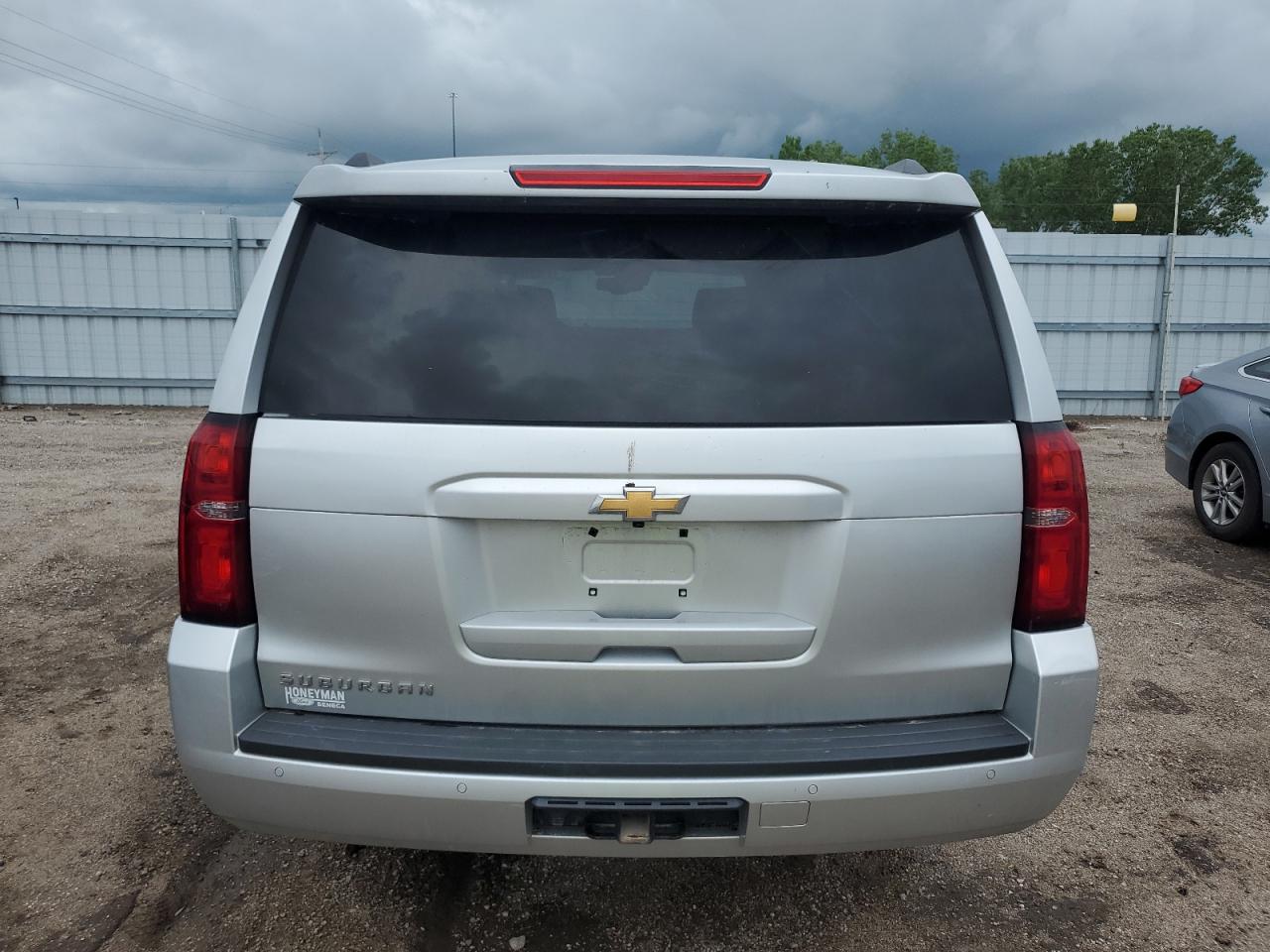 2019 Chevrolet Suburban K1500 Lt VIN: 1GNSKHKCXKR281688 Lot: 62031335