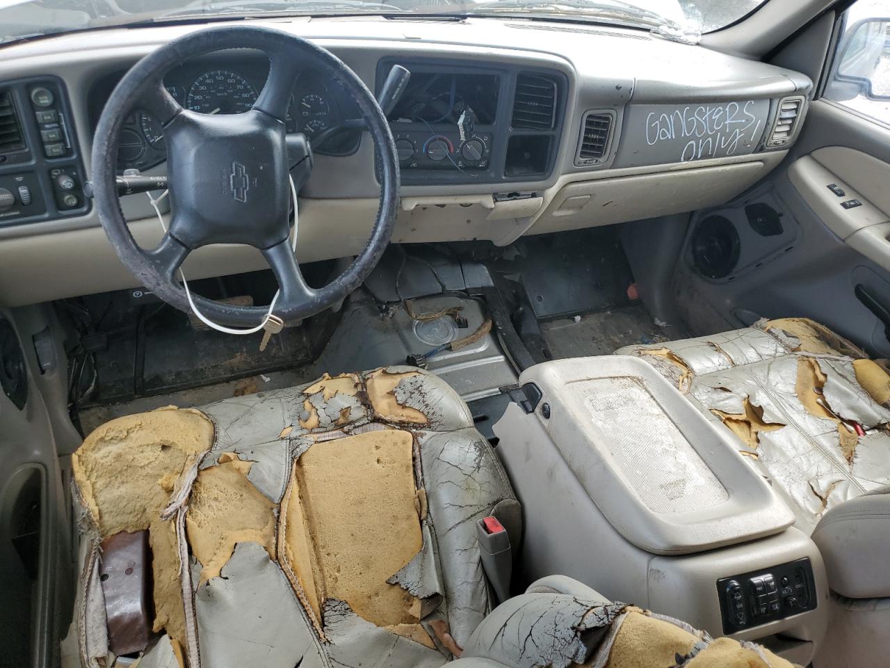 2002 Chevrolet Suburban K1500 VIN: 3GNFK16Z32G211781 Lot: 62583365