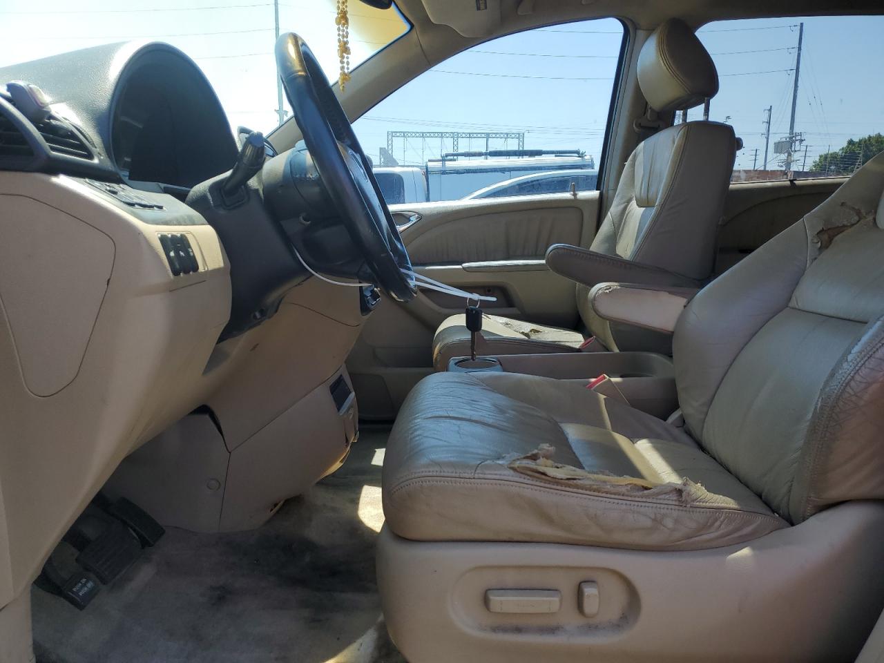 2005 Honda Odyssey Touring VIN: 5FNRL388X5B109925 Lot: 63053915