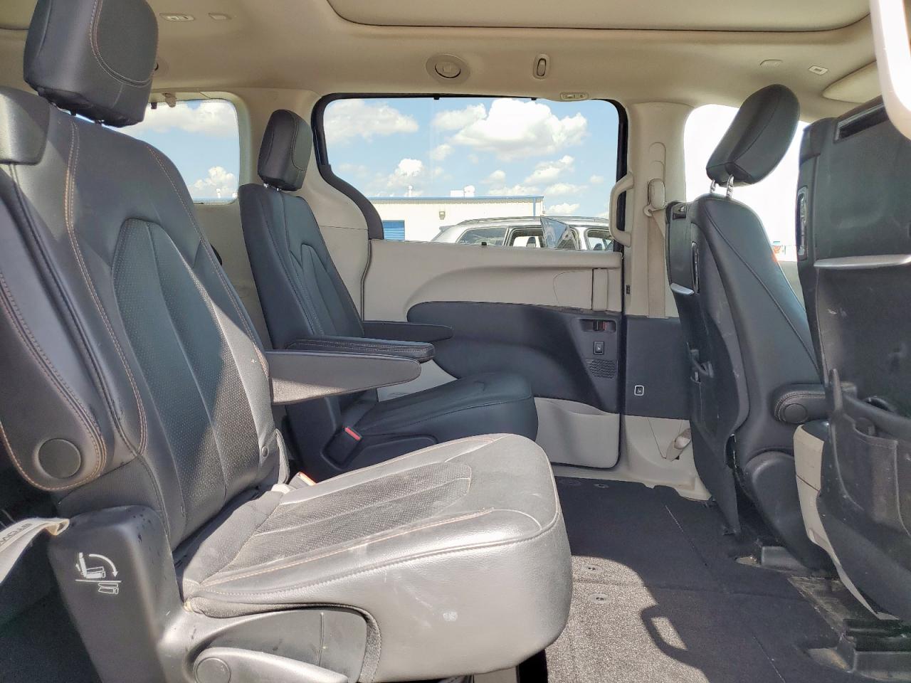 2018 Chrysler Pacifica Touring L Plus VIN: 2C4RC1EG5JR106204 Lot: 62543625
