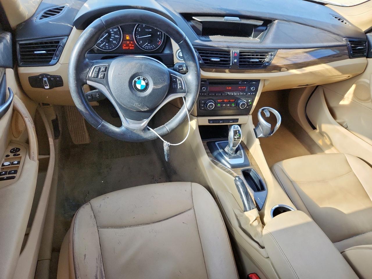 2013 BMW X1 Sdrive28I VIN: WBAVM1C50DVW44708 Lot: 60848115