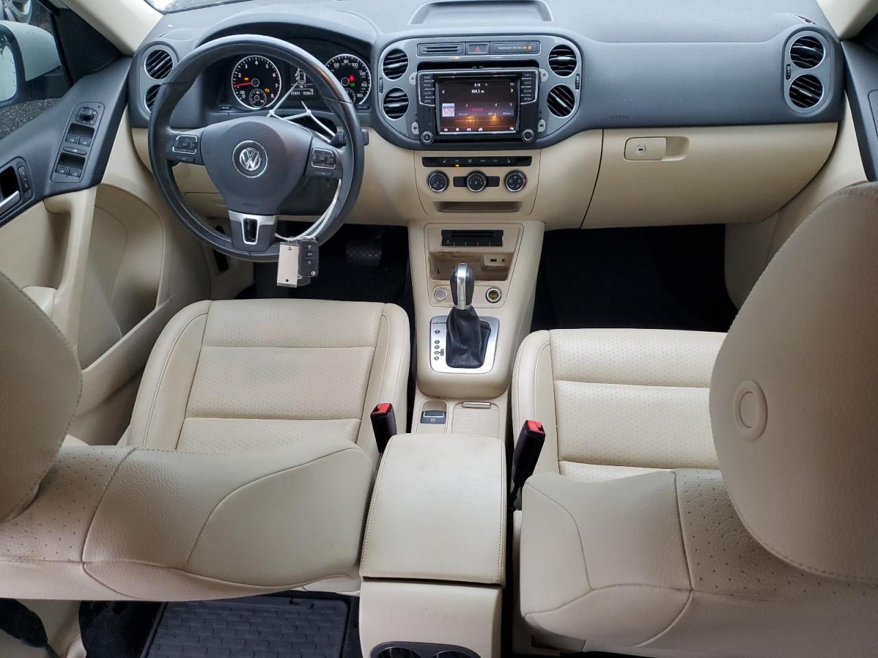 VOLKSWAGEN TIGUAN 2017 VIN WVGBV7AXXHK019116 фото 8